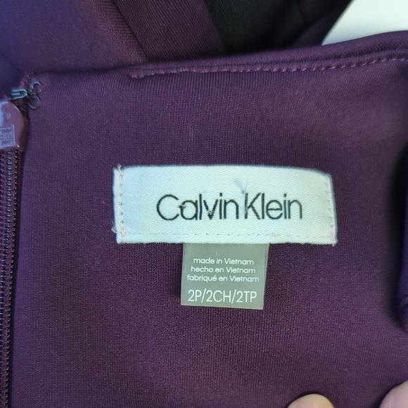 19964 NEW Calvin Klein Colorblock Sheath Dress Purple Black size 2P Business - Picture 5 of 7